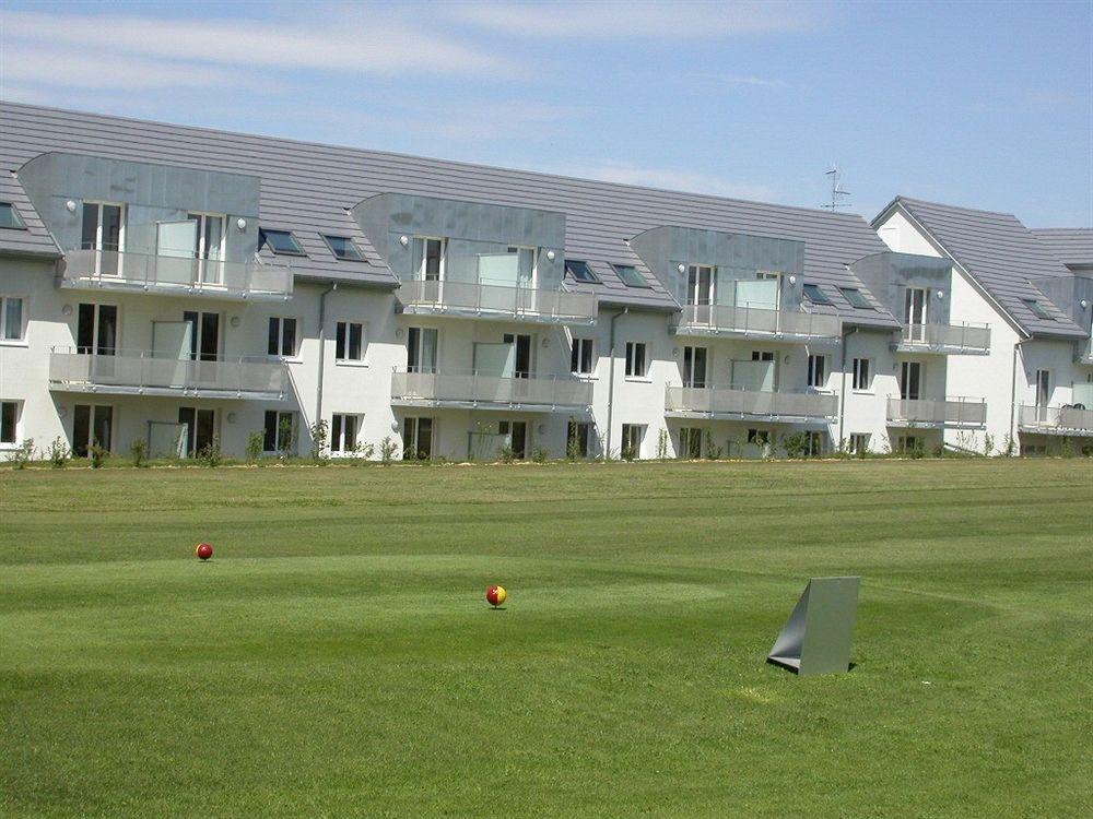 Residence Le Royal Golf & Horse Мюсларг Экстерьер фото