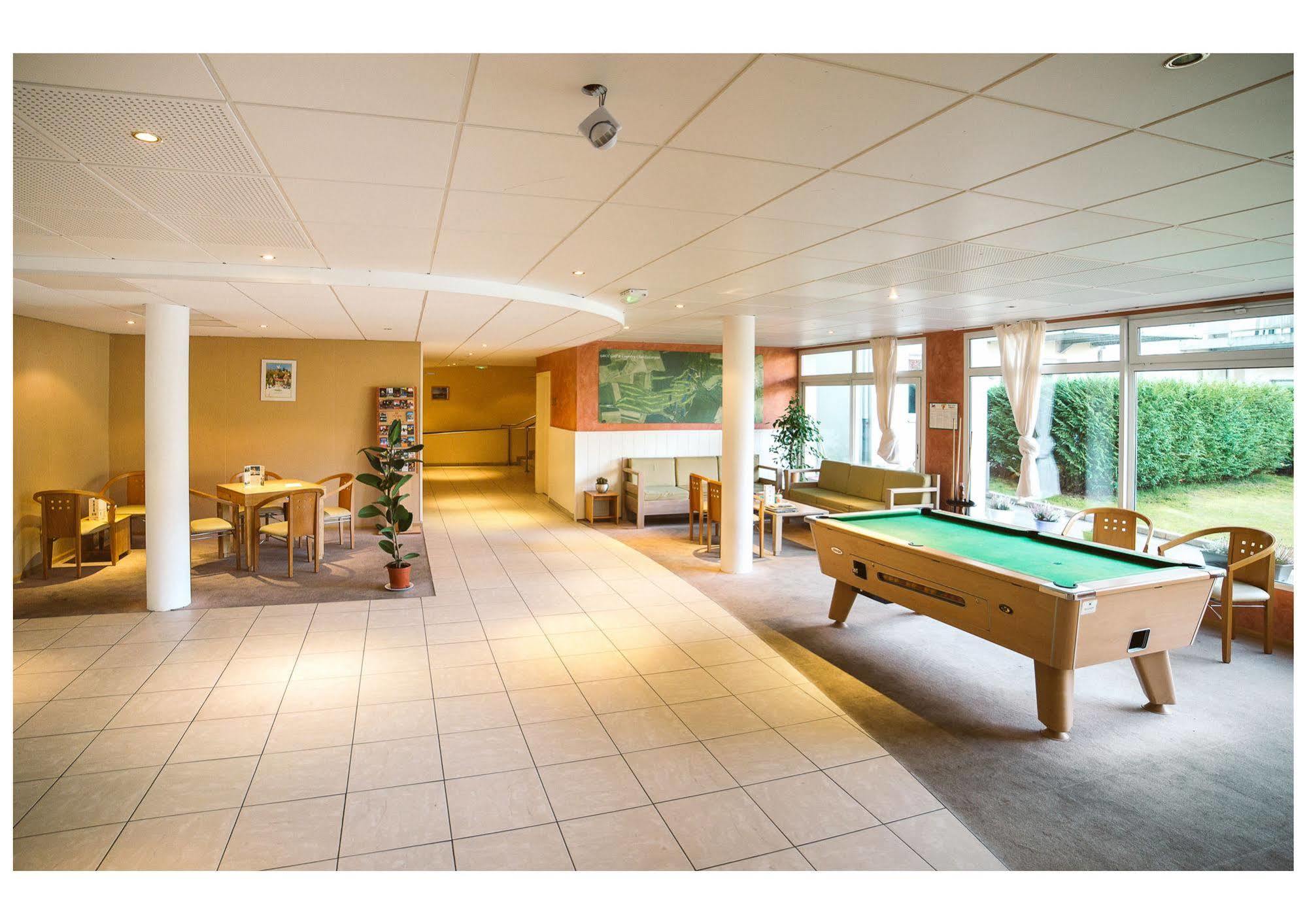 Residence Le Royal Golf & Horse Мюсларг Экстерьер фото